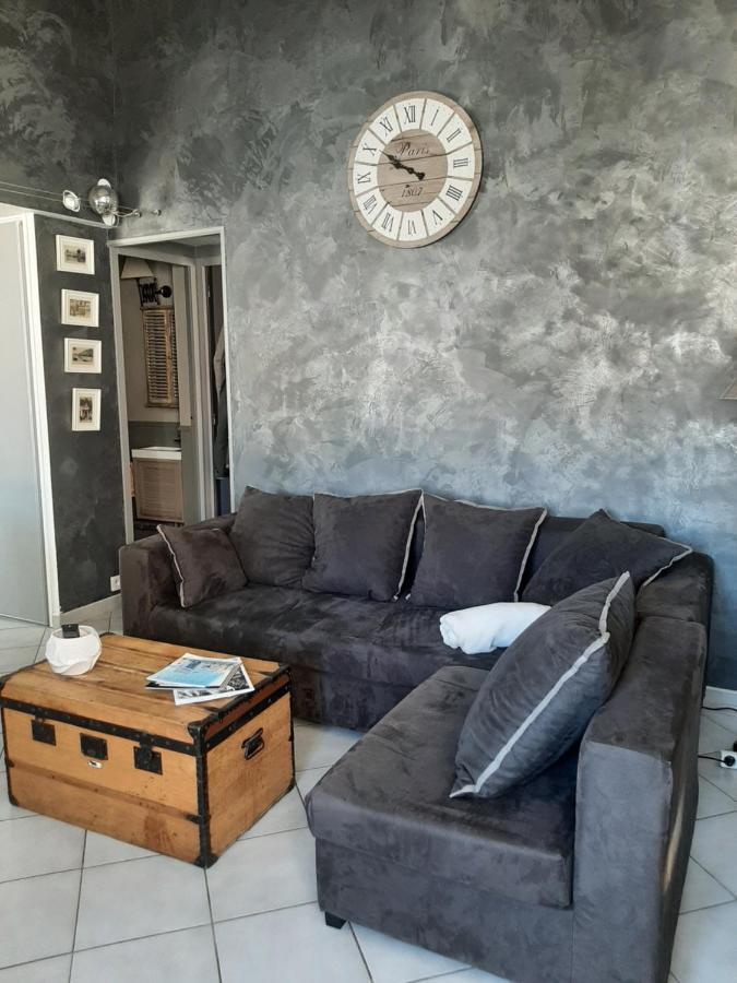 T2 Centre Vue Faron 40m2 En Zone Pietonne 4eme Etage Apartment Toulon