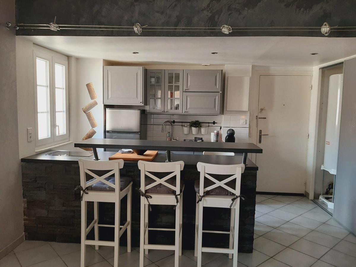 Apartment T2 Centre Vue Faron 40m2 En Zone Pietonne 4eme Etage Toulon