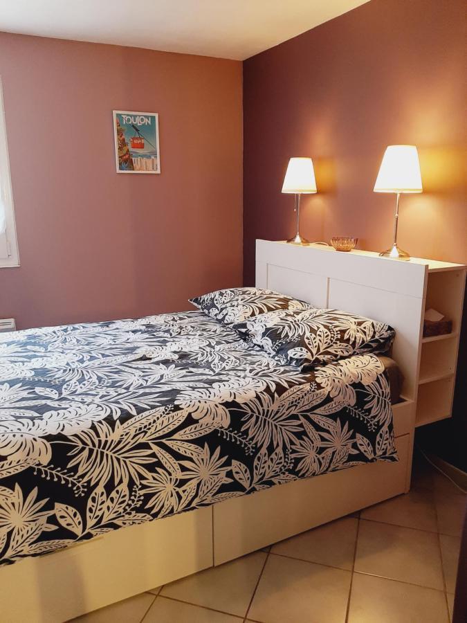 T2 Centre Vue Faron 40m2 En Zone Pietonne 4eme Etage Apartment Toulon