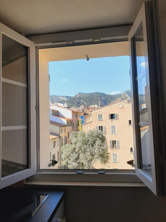 Apartment T2 Centre Vue Faron 40m2 En Zone Pietonne 4eme Etage